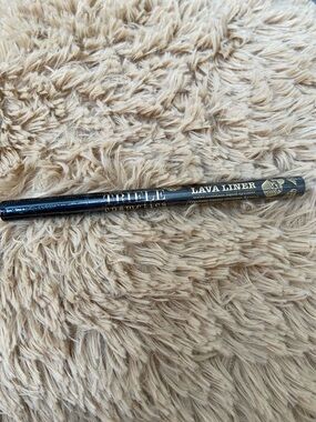🆕 TRIFLE Cosmetics Lava Liner Water Resistant